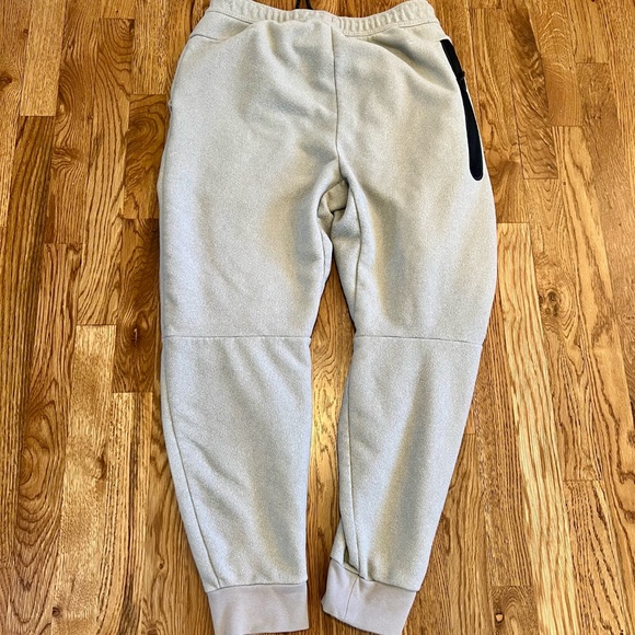 Nike sweatpants - Picture 3 of 3